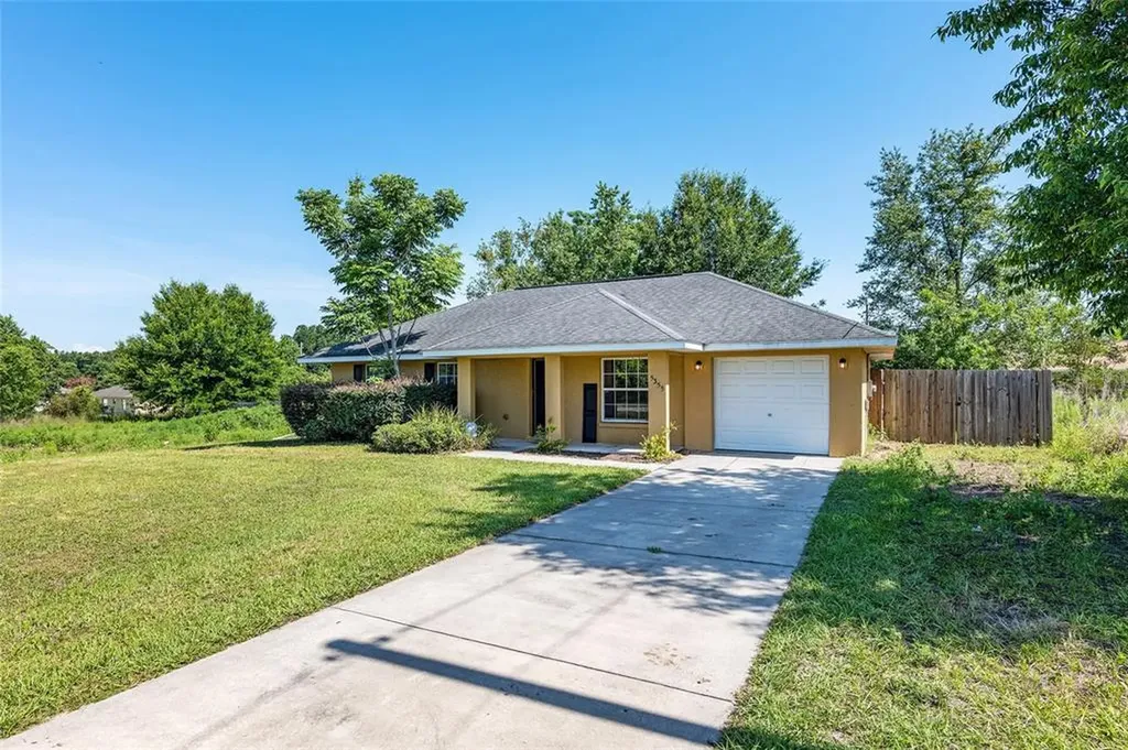 5355 NW 2nd Place Ocala FL 34482