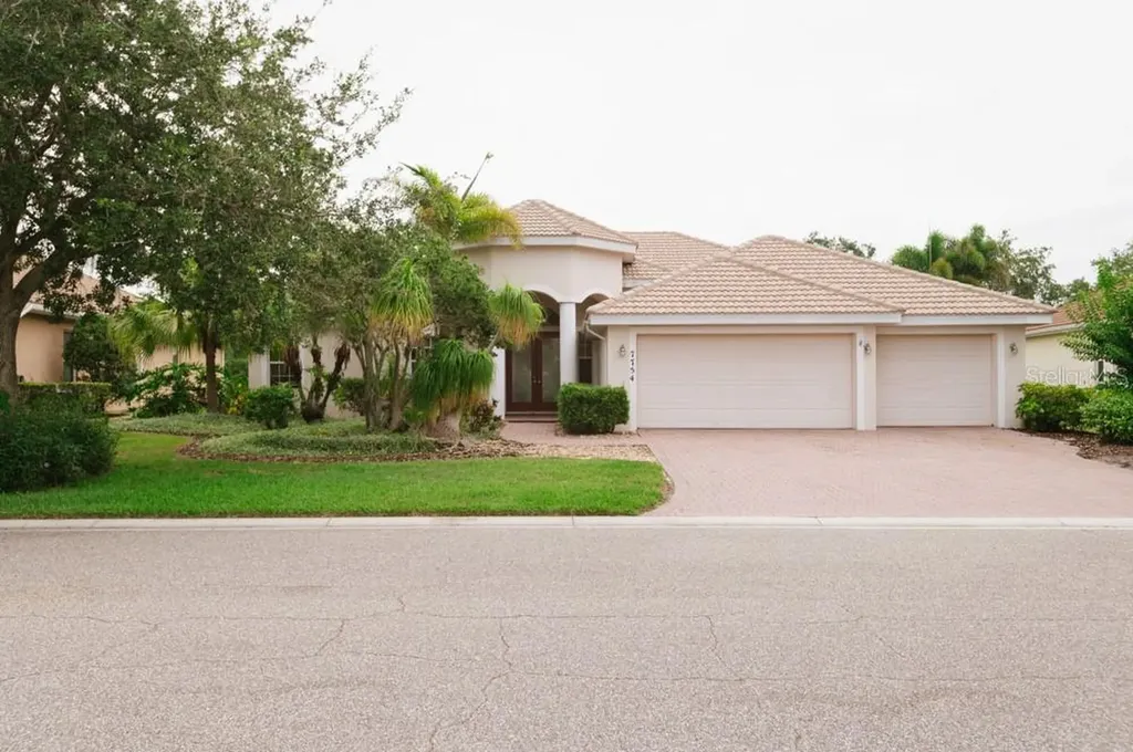 7754 Camden Harbour Drive Bradenton FL 34212