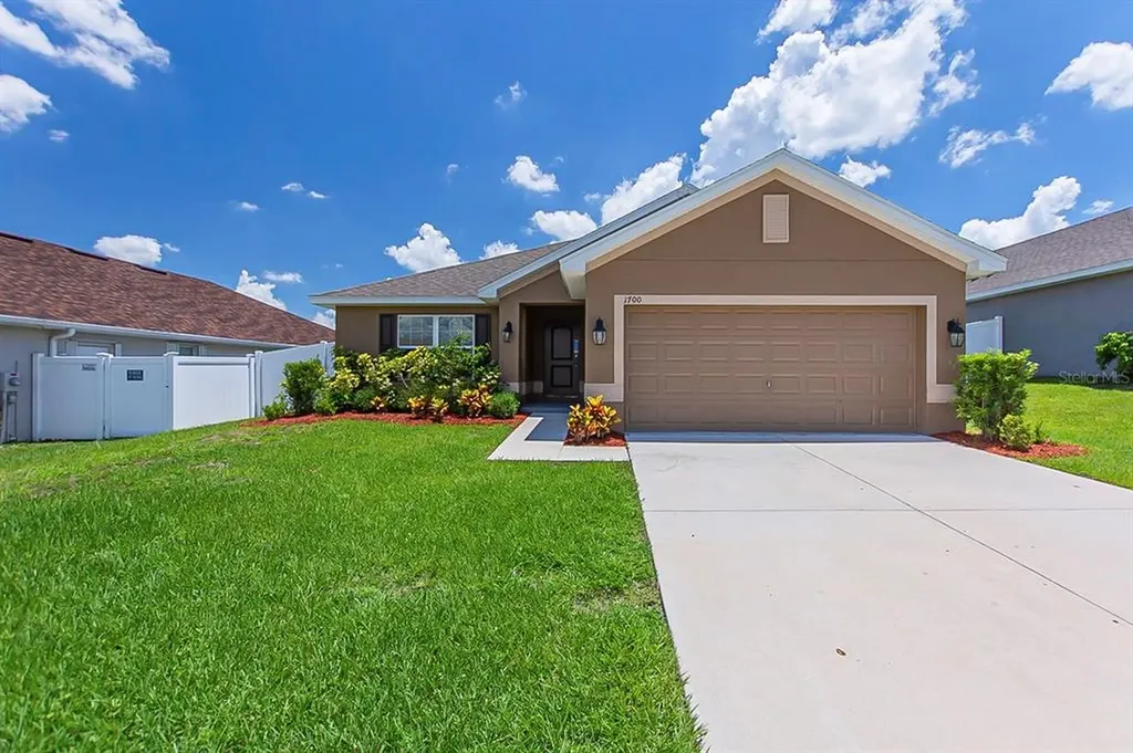 1700 Tressel Court Winter Haven FL 33881