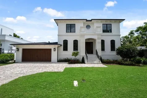 139 Laredo Way NE St Petersburg FL 33704