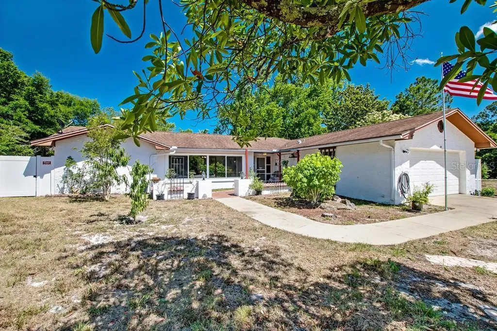 28 Blasdell Court Palm Coast FL 32137
