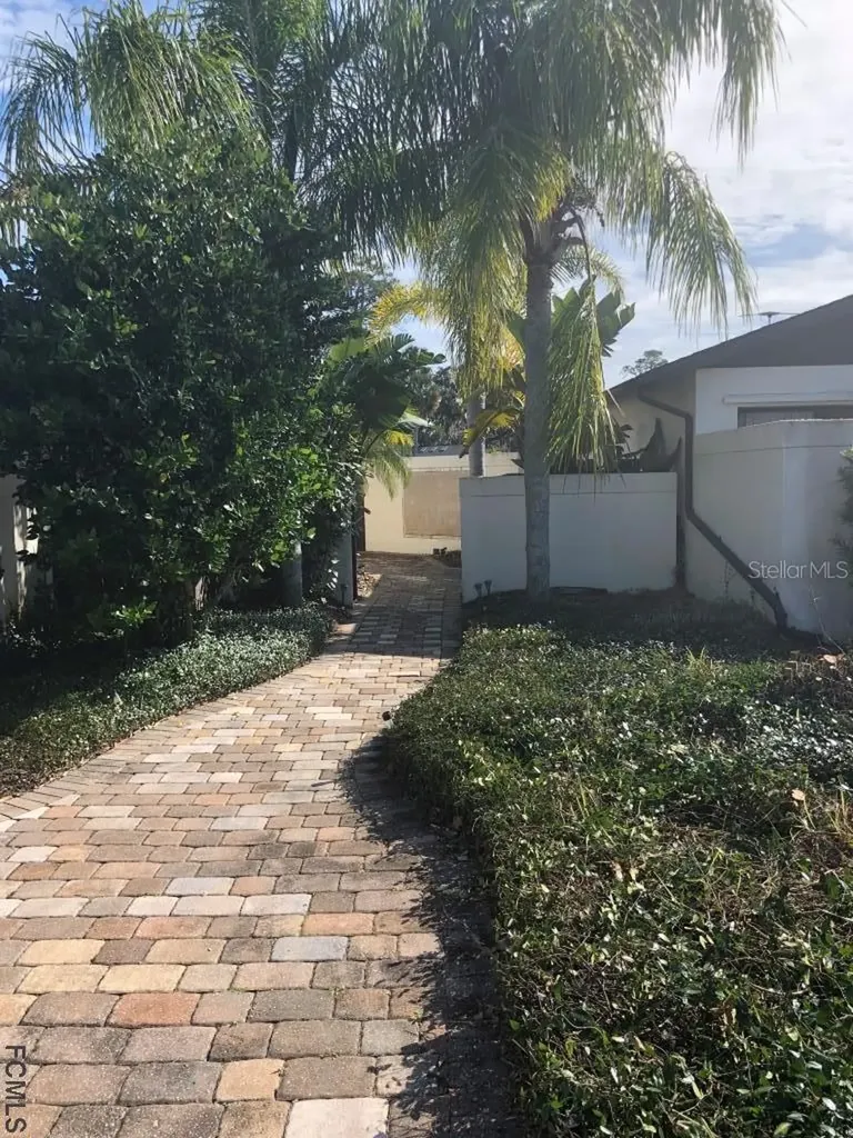 87 Club House Drive Palm Coast FL 32137