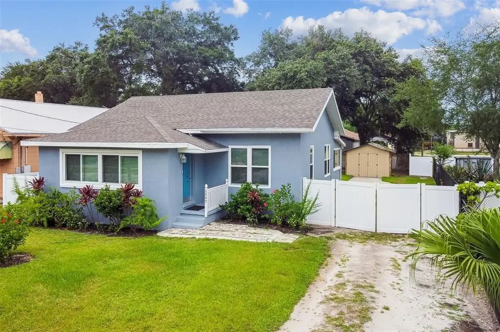 1507 E 32nd Avenue Tampa FL 33610