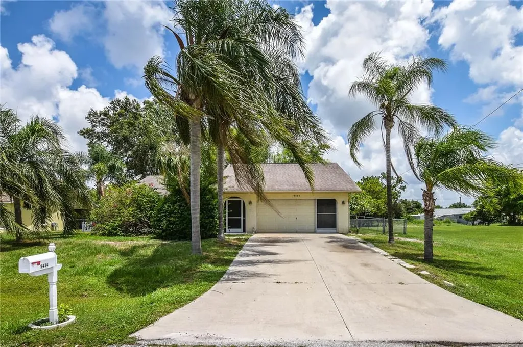 9434 New Martinsville Avenue Englewood FL 34224