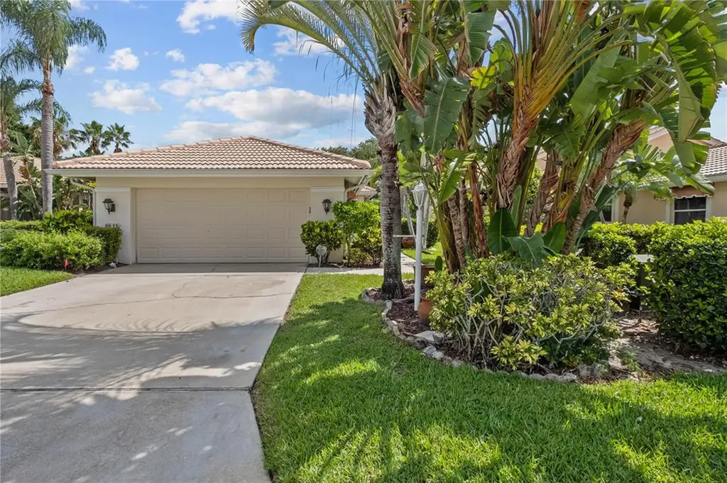 6646 Oakbrooke Circle Bradenton FL 34202