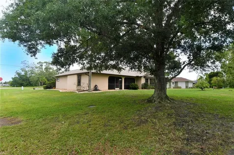 2285 Rio De Janeiro Avenue Punta Gorda FL 33983