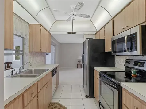 2849 Thistle Court N Palm Harbor FL 34684