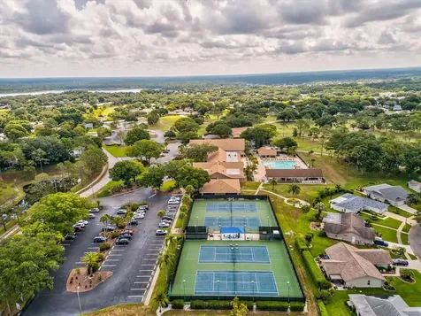 2849 Thistle Court N Palm Harbor FL 34684