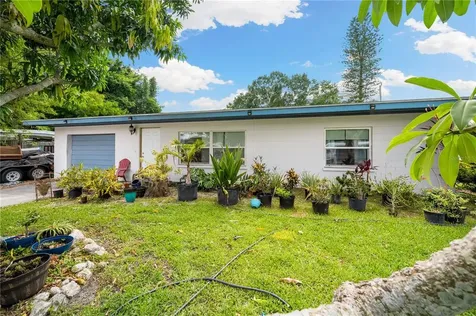 5324 5th Street Court E Bradenton FL 34203