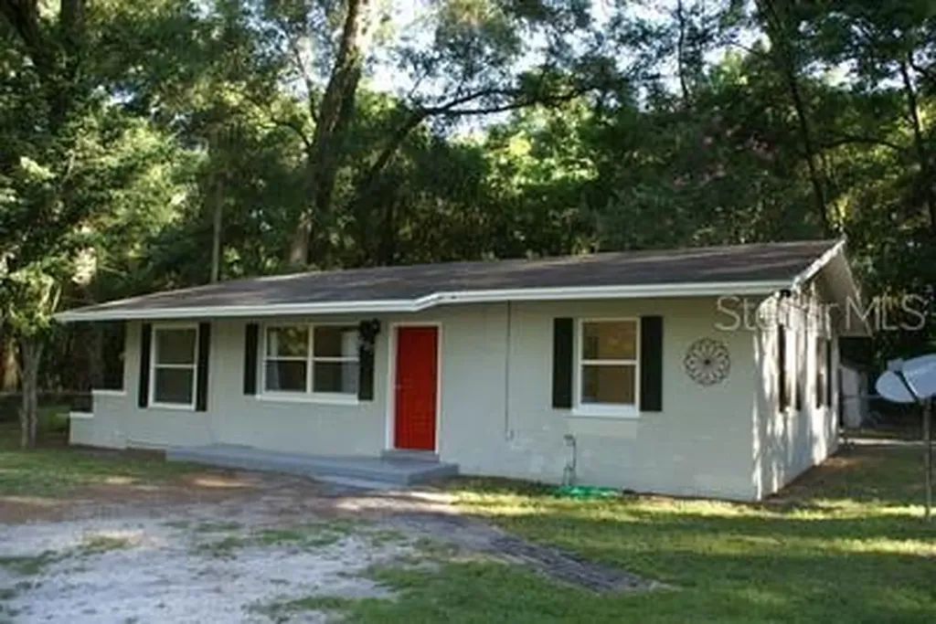 637 NE 33rd Street Ocala FL 34479