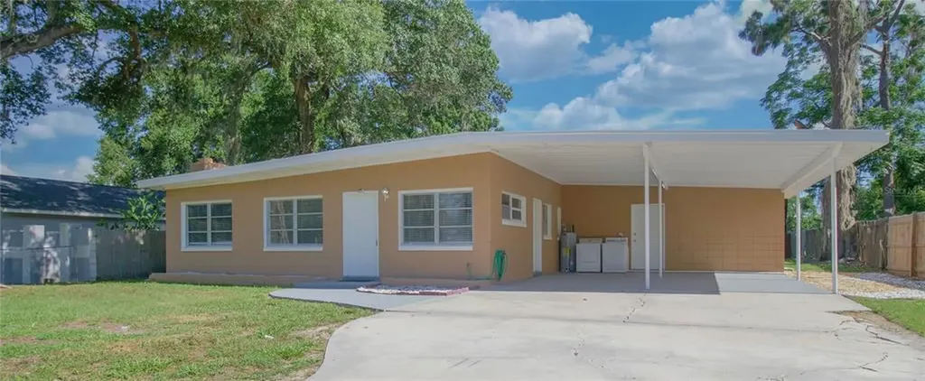 2707 Drake Drive Orlando FL 32810