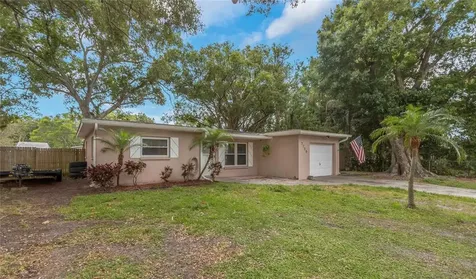 2739 Avocado Drive Clearwater FL 33759