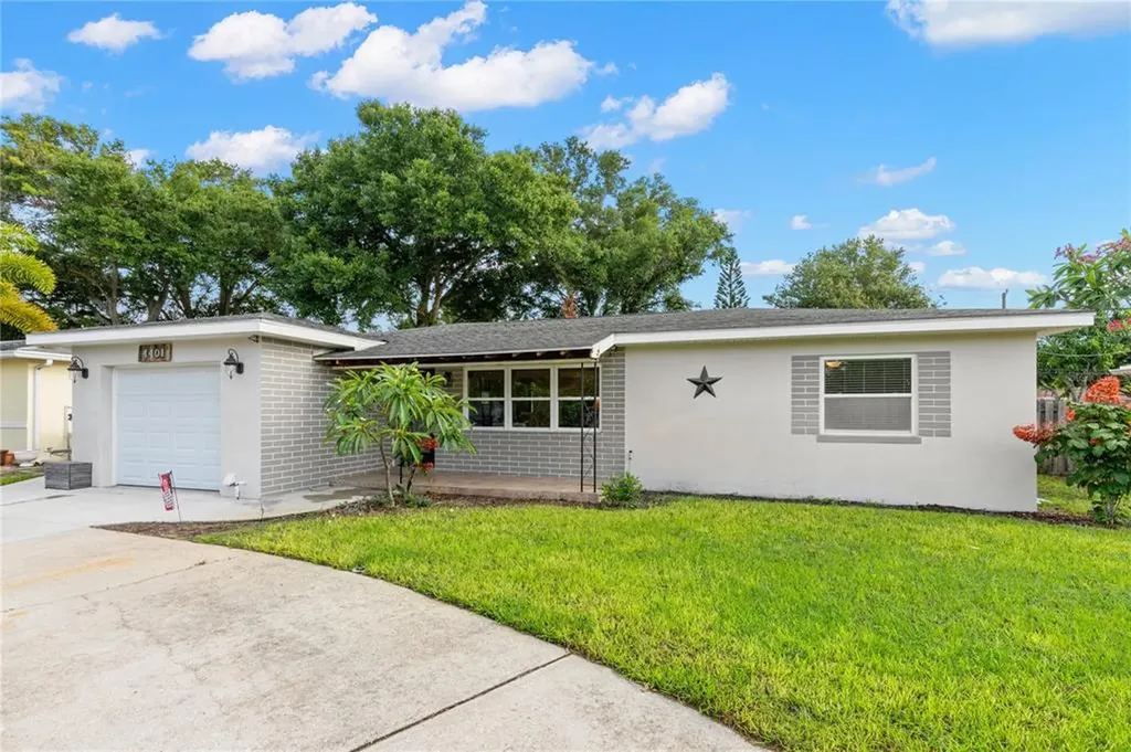 4401 16th Avenue N St Petersburg FL 33713