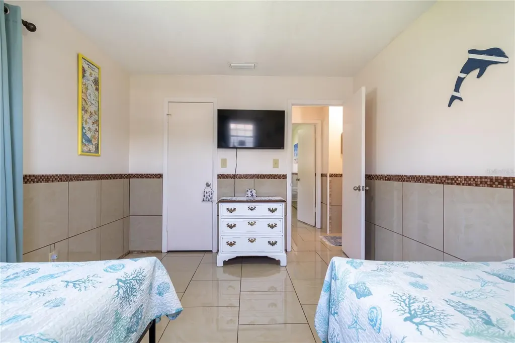 2140 Pinehurst Street Sarasota FL 34231