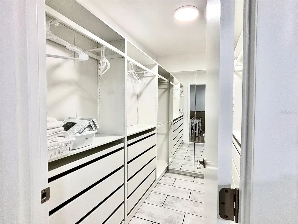 2140 Pinehurst Street Sarasota FL 34231