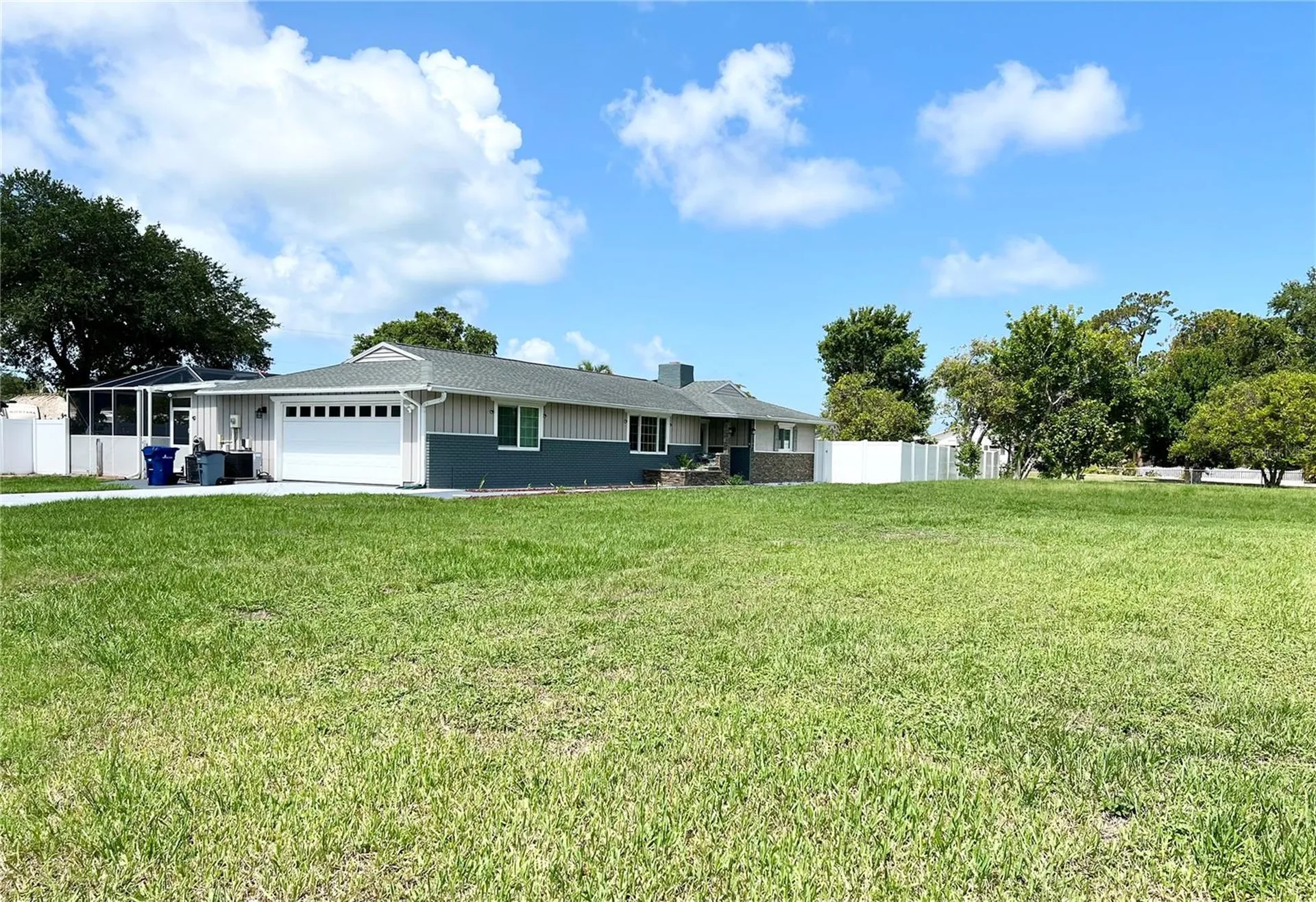 2140 Pinehurst Street Sarasota FL 34231