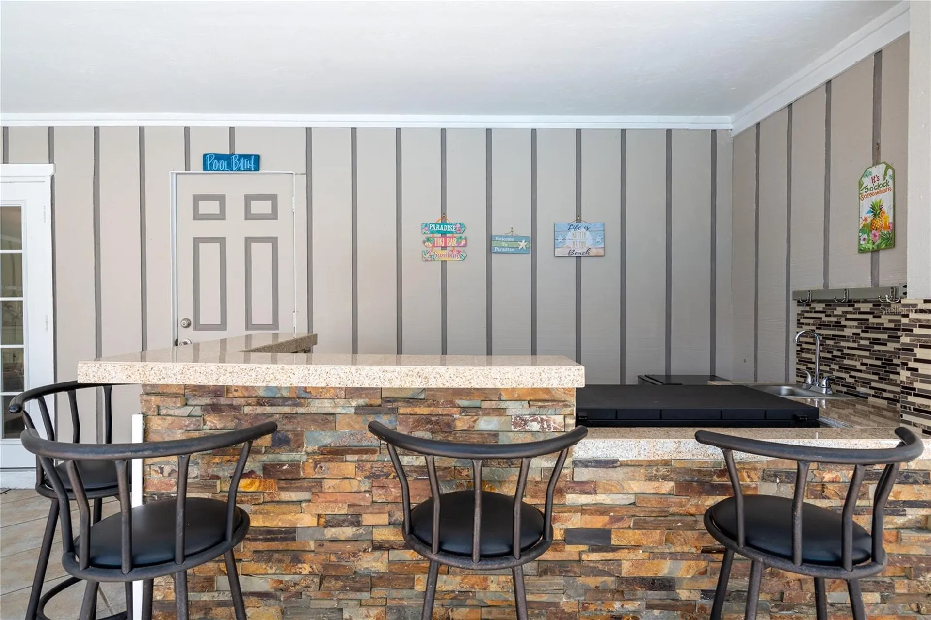 2140 Pinehurst Street Sarasota FL 34231