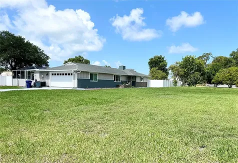 2140 Pinehurst Street Sarasota FL 34231