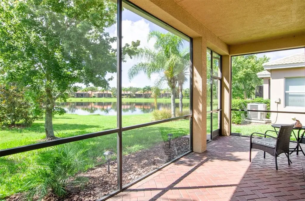 16055 Golden Lakes Drive Wimauma FL 33598