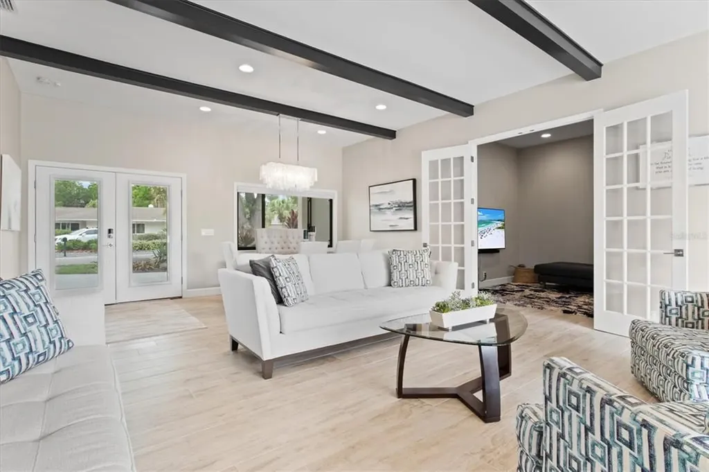 1905 Tulip Drive Sarasota FL 34239