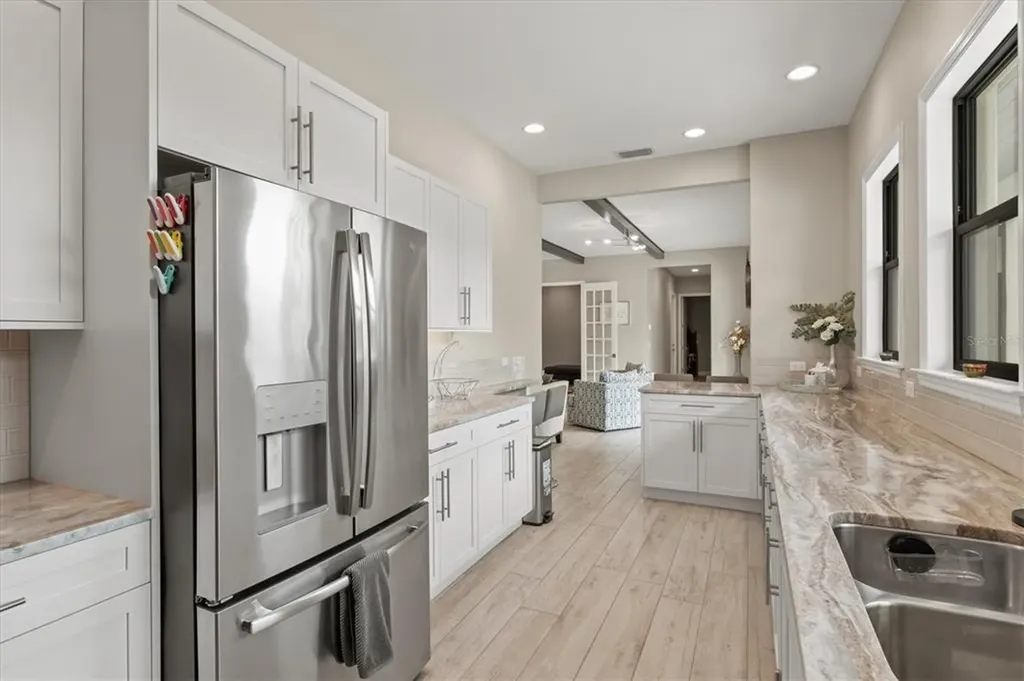 1905 Tulip Drive Sarasota FL 34239