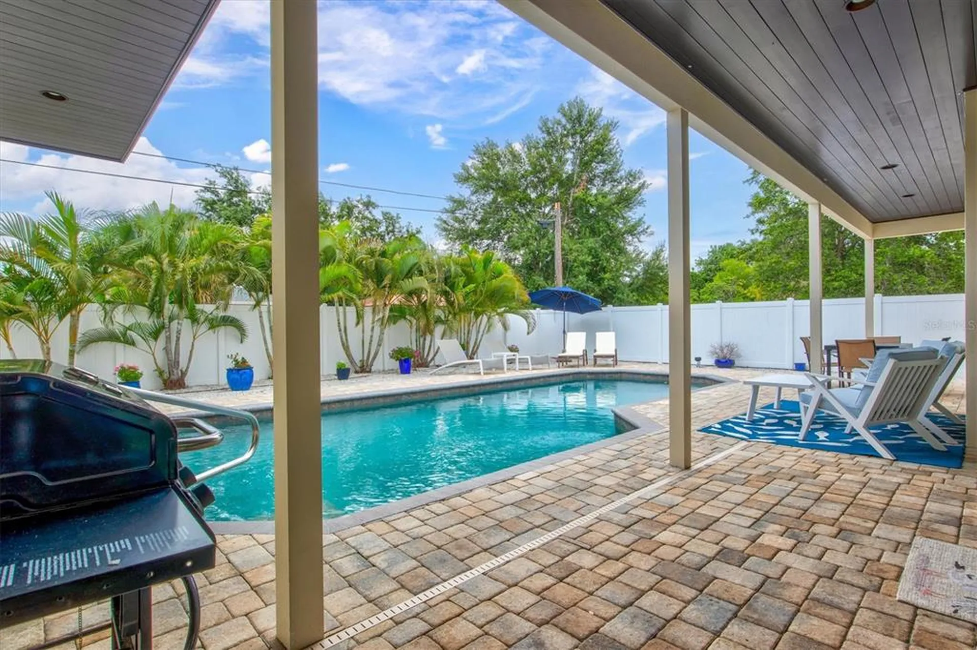 1905 Tulip Drive Sarasota FL 34239