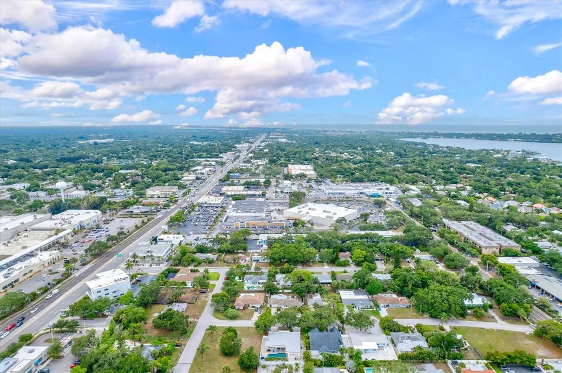 1905 Tulip Drive Sarasota FL 34239