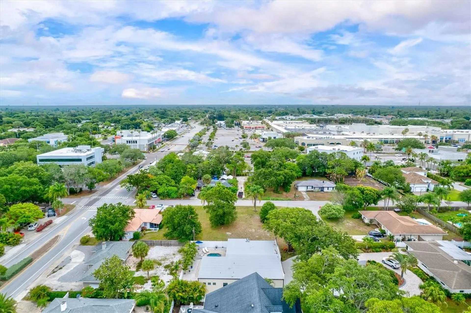 1905 Tulip Drive Sarasota FL 34239
