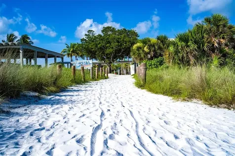 1905 Tulip Drive Sarasota FL 34239