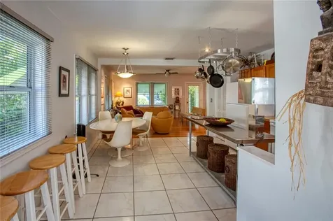 1645 20th Avenue N St Petersburg FL 33713