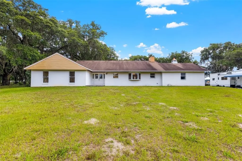31748 Old Country Lane Dade City FL 33525
