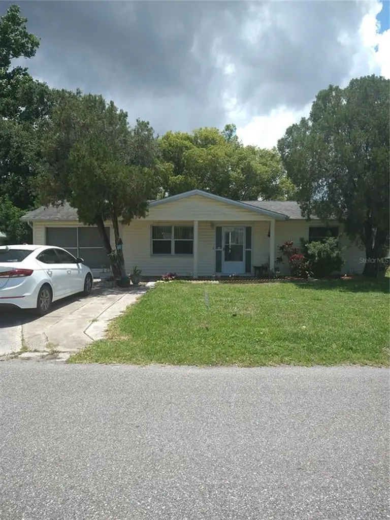 10830 Fillmore Avenue Port Richey FL 34668