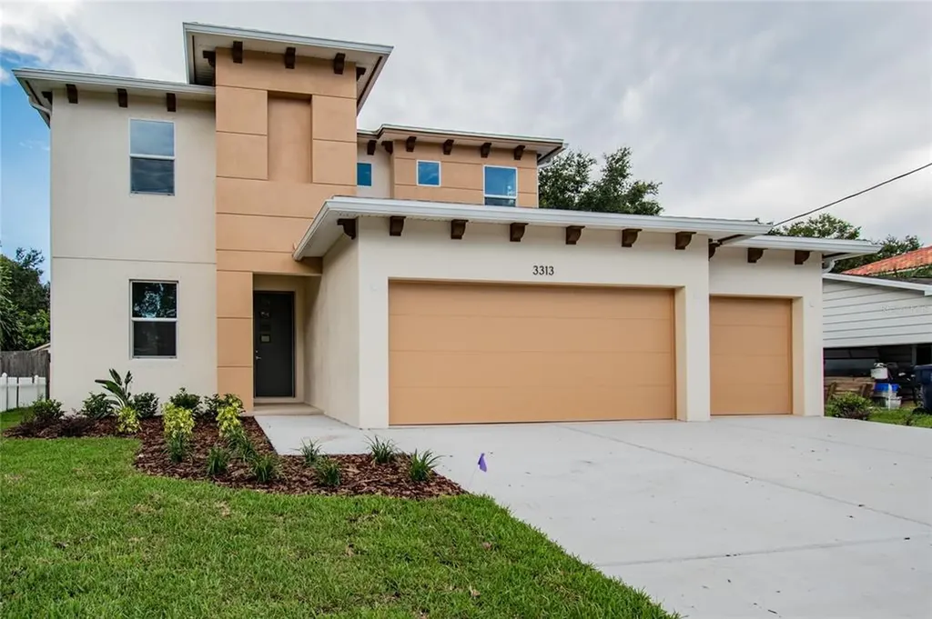 4425 W Lawn Avenue Tampa FL 33611