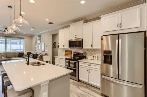 1009 Better Days Place Valrico FL 33594