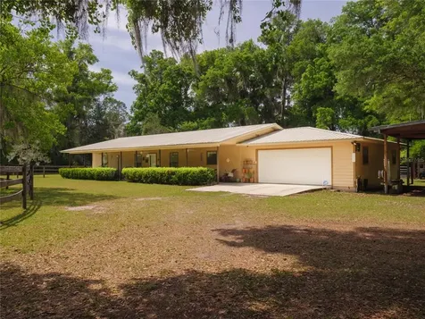 9215 SE County Road 2082 Gainesville FL 32641