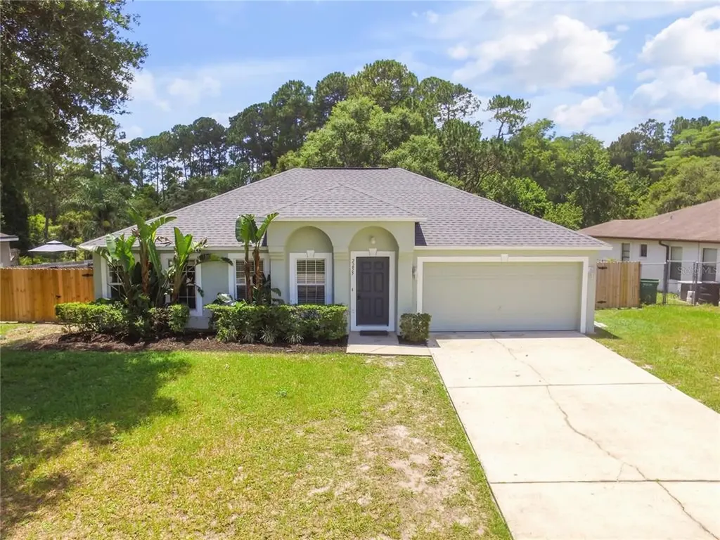 2255 Whitehorse Street Deltona FL 32738