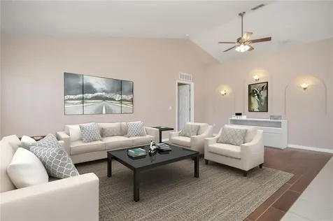 2255 Whitehorse Street Deltona FL 32738