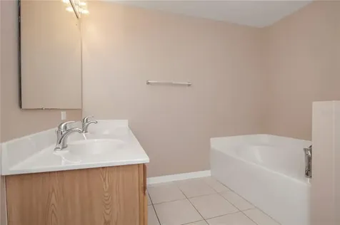 2255 Whitehorse Street Deltona FL 32738