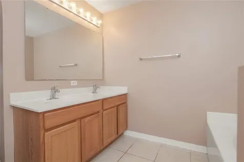 2255 Whitehorse Street Deltona FL 32738