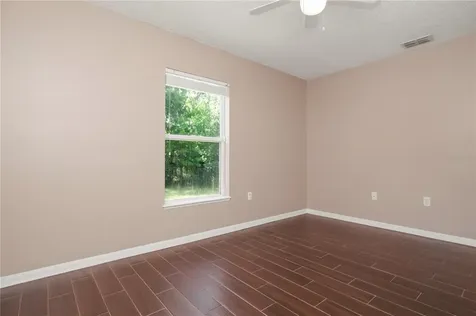 2255 Whitehorse Street Deltona FL 32738