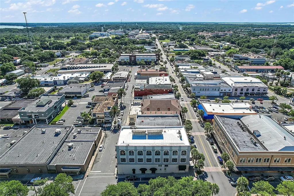 410 W Main Street Leesburg FL 34748