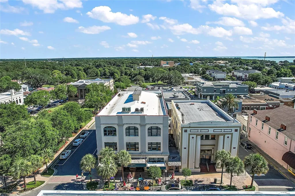 410 W Main Street Leesburg FL 34748