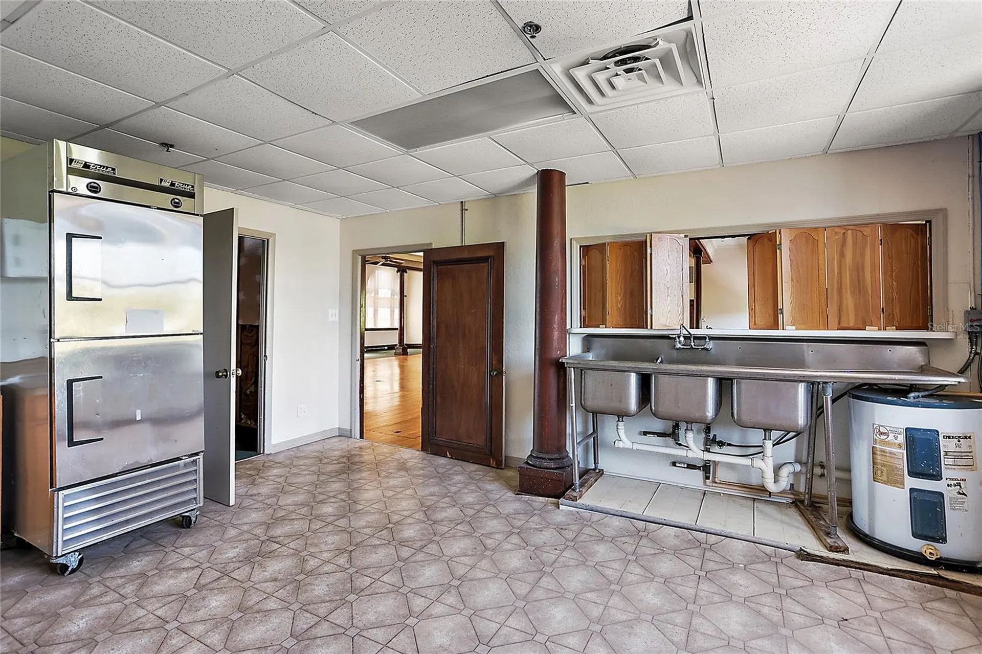 410 W Main Street Leesburg FL 34748