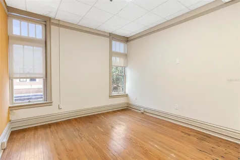 410 W Main Street Leesburg FL 34748