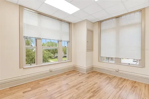 410 W Main Street Leesburg FL 34748