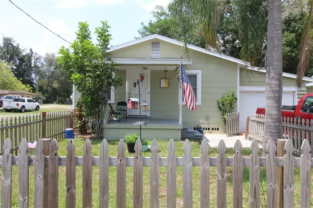 1112 26th Avenue W Bradenton FL 34205