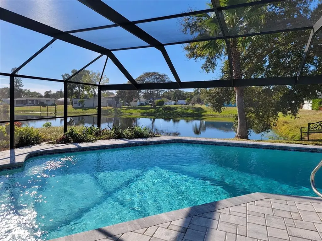 282 N Broadway Englewood FL 34223