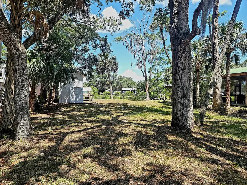 000 SE 245th Street Suwannee FL 32692