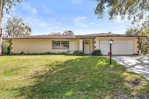 4 Fern Court Palm Coast FL 32137