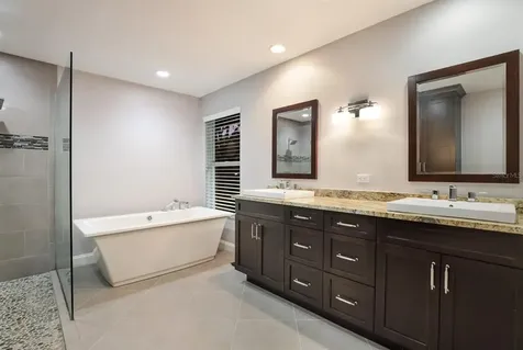 6804 Erica Lane Sarasota FL 34241